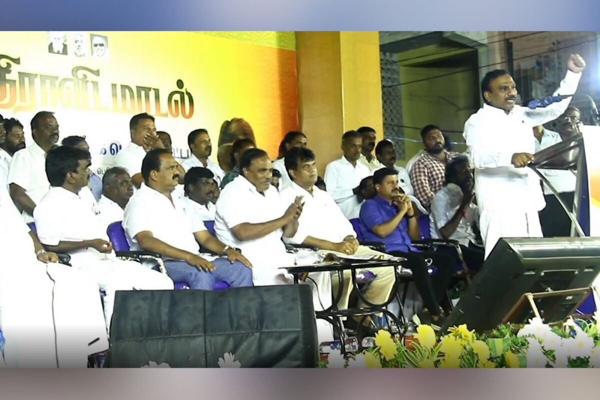 நான் அரசுப் பள்ளியில் படித்தேன் என் மகள் லண்டனில் படிக்கிறார் – ஆ.ராசா