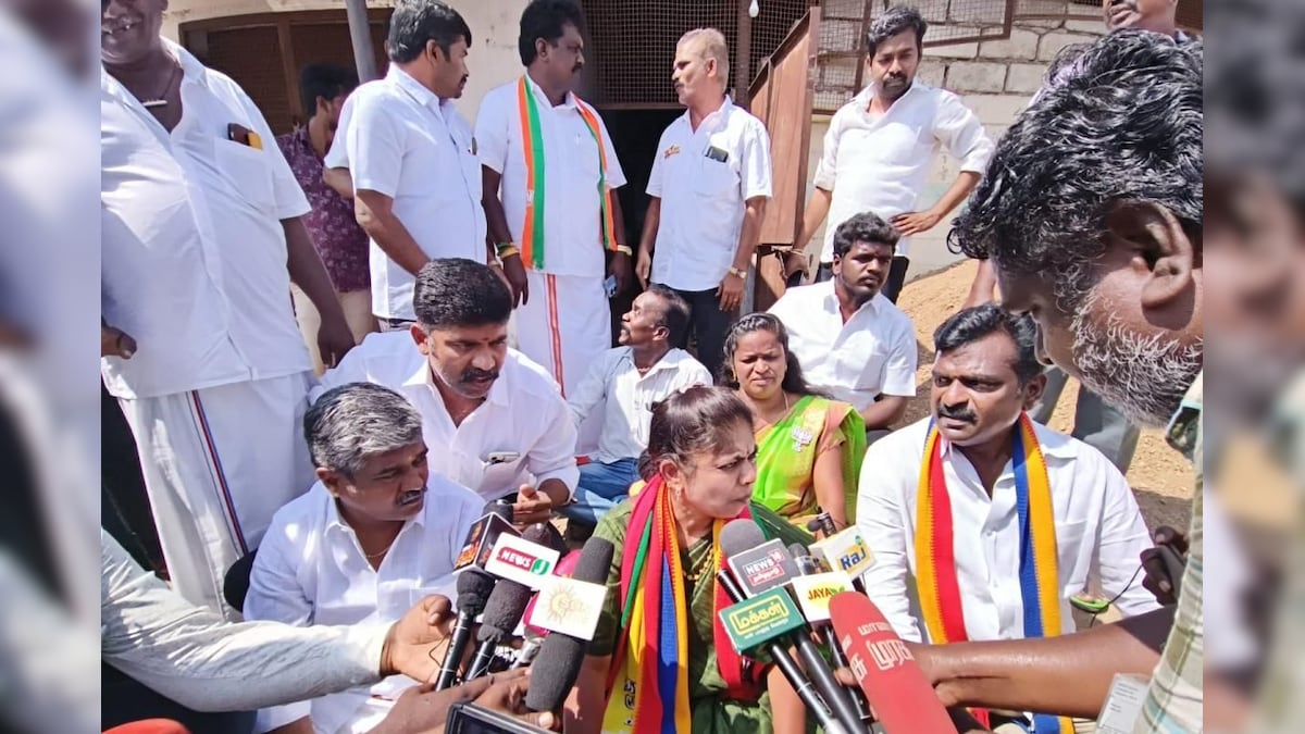 கும்மிடிப்பூண்டி சம்பவம்.. குற்றவாளியை கண்டுபிடிக்க கோரி பாமக பொருளாளர் திலகபாமா போராட்டம்!