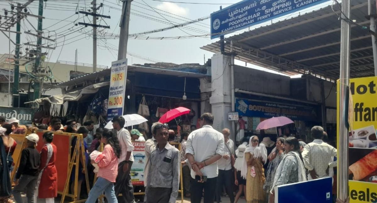 பாதுகாப்பு, அடிப்படை வசதிகள் இல்லாமல் குமரி சுற்றுலா பயணிகள் தவிப்பு | Tourists on Kanyakumari Suffer Due to Lack of Security and Basic Facilities